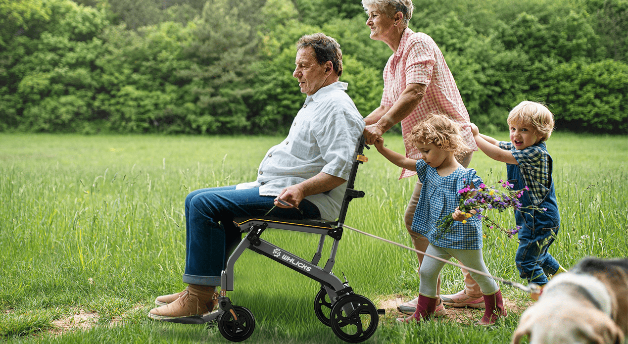 How to Choose the Best Lightweight Wheelchair | WHLICKS