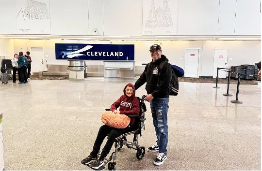 United Airlines Wheelchair Assistance Guide: Holiday Travel Tips & The Best Airline-Approved Transport Wheelchair